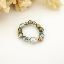 Load image into Gallery viewer, READY TO SHIP Keshi Pearl Stretch Ring FJD$
