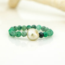 Load image into Gallery viewer, READY TO SHIP Keshi Pearl Stretch Ring with bead detail FJD$
