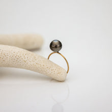 Load image into Gallery viewer, READY TO SHIP - Fiji Saltwater Pearl Ring - 14k Gold Fill FJD$
