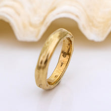 Load image into Gallery viewer, READY TO SHIP - Unisex Free Flow Ring - 9k Solid Gold FJD$
