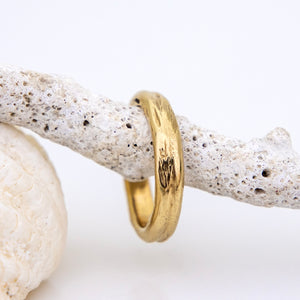 READY TO SHIP - Unisex Free Flow Ring - 9k Solid Gold FJD$