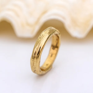READY TO SHIP - Unisex Free Flow Ring - 9k Solid Gold FJD$