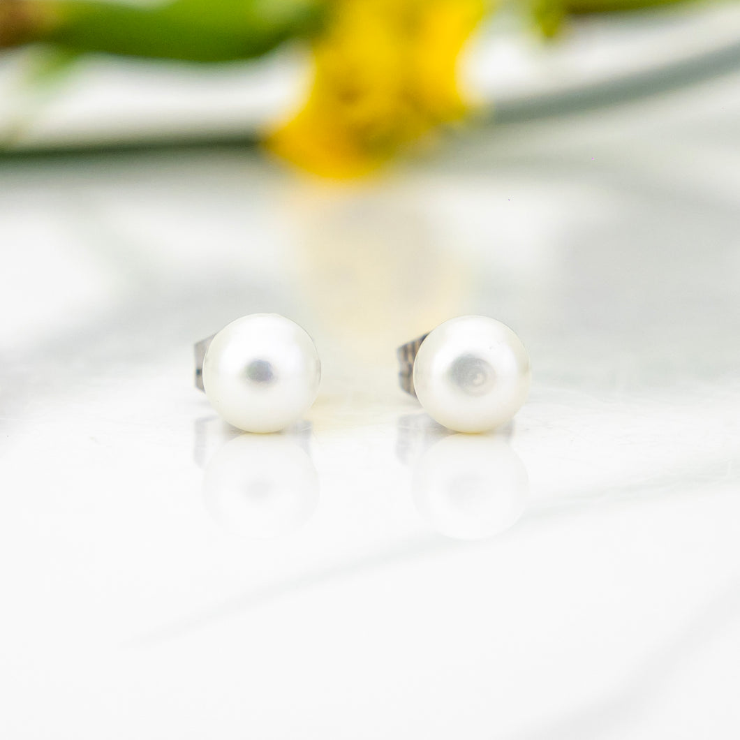 READY TO SHIP Freshwater Pearl Stud Earrings - Stainless Steel FJD$