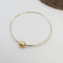 Load image into Gallery viewer, READY TO SHIP Freshwater Pearl Bangle - 14k Gold Fill FJD$ - Adorn Pacific - All Products
