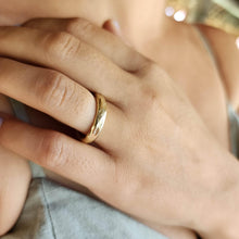Load image into Gallery viewer, READY TO SHIP - Unisex Free Flow Ring - 9k Solid Gold FJD$ - Adorn Pacific - Rings
