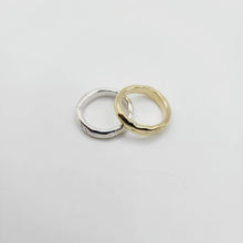 Load image into Gallery viewer, READY TO SHIP - Unisex Free Flow Ring - 9k Solid Gold FJD$ - Adorn Pacific - Rings
