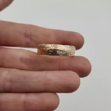 Load and play video in Gallery viewer, READY TO SHIP - Unisex Wide Band Ring - 9k Solid Gold or 925 Sterling Silver FJD$

