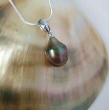 Load image into Gallery viewer, Civa Fiji Pearl Necklace #P9085- FJD$ - Adorn Pacific - Necklaces
