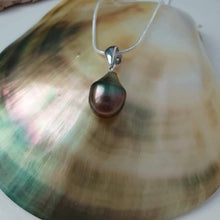 Load image into Gallery viewer, Civa Fiji Pearl Necklace #P9085- FJD$ - Adorn Pacific - Necklaces

