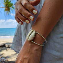Load image into Gallery viewer, CONTACT US TO RECREATE THIS SOLD OUT STYLE Bezel Set  Cowrie Shell Bangle - 925 Sterling Silver FJD$ - Adorn Pacific - Bracelets

