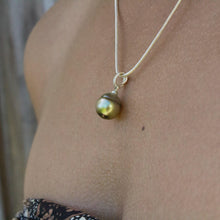 Load image into Gallery viewer, CONTACT US TO RECREATE THIS SOLD OUT STYLE Civa Fiji Pearl Necklace #P9097 - FJD$ - Adorn Pacific - Necklaces
