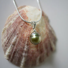 Load image into Gallery viewer, CONTACT US TO RECREATE THIS SOLD OUT STYLE Civa Fiji Pearl Necklace #P9097 - FJD$ - Adorn Pacific - Necklaces
