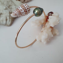 Load image into Gallery viewer, CONTACT US TO RECREATE THIS SOLD OUT STYLE Fiji Pearl and Shell Cuff - 14k Gold Filled - FJD$ - Adorn Pacific - Bracelets
