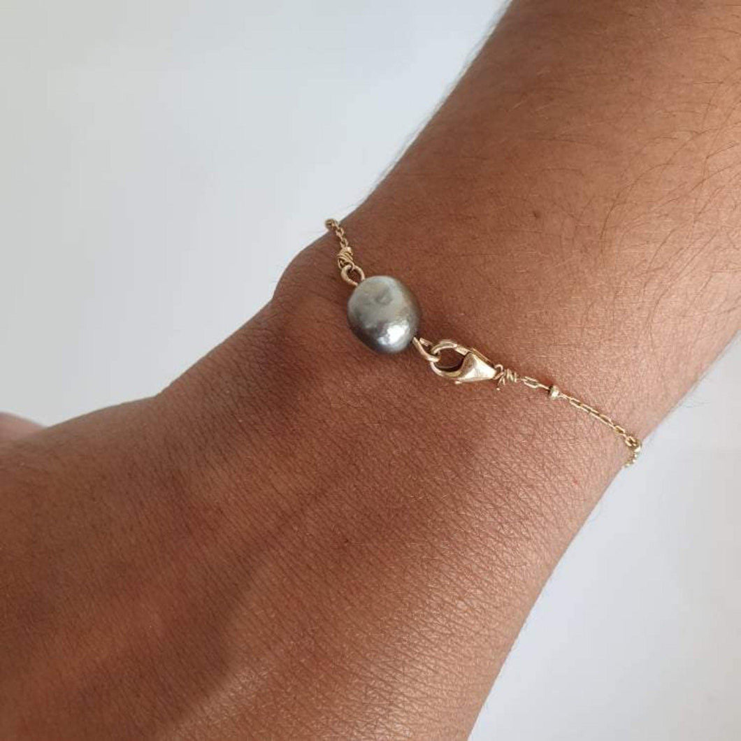 CONTACT US TO RECREATE THIS SOLD OUT STYLE Fiji Saltwater Pearl Fine Bracelet in 14k Gold Fill - FJD$ - Adorn Pacific - Bracelets