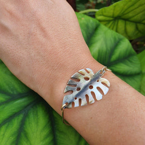 CONTACT US TO RECREATE THIS SOLD OUT STYLE Monstera Carved Oyster Shell Bangle - 925 Sterling Silver FJD$ - Adorn Pacific - Bracelets
