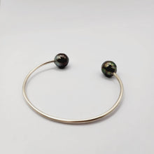 Load image into Gallery viewer, READY TO SHIP - Fiji Saltwater Pearl Cuff - 925 Sterling Silver FJD$ - Adorn Pacific - Bracelets
