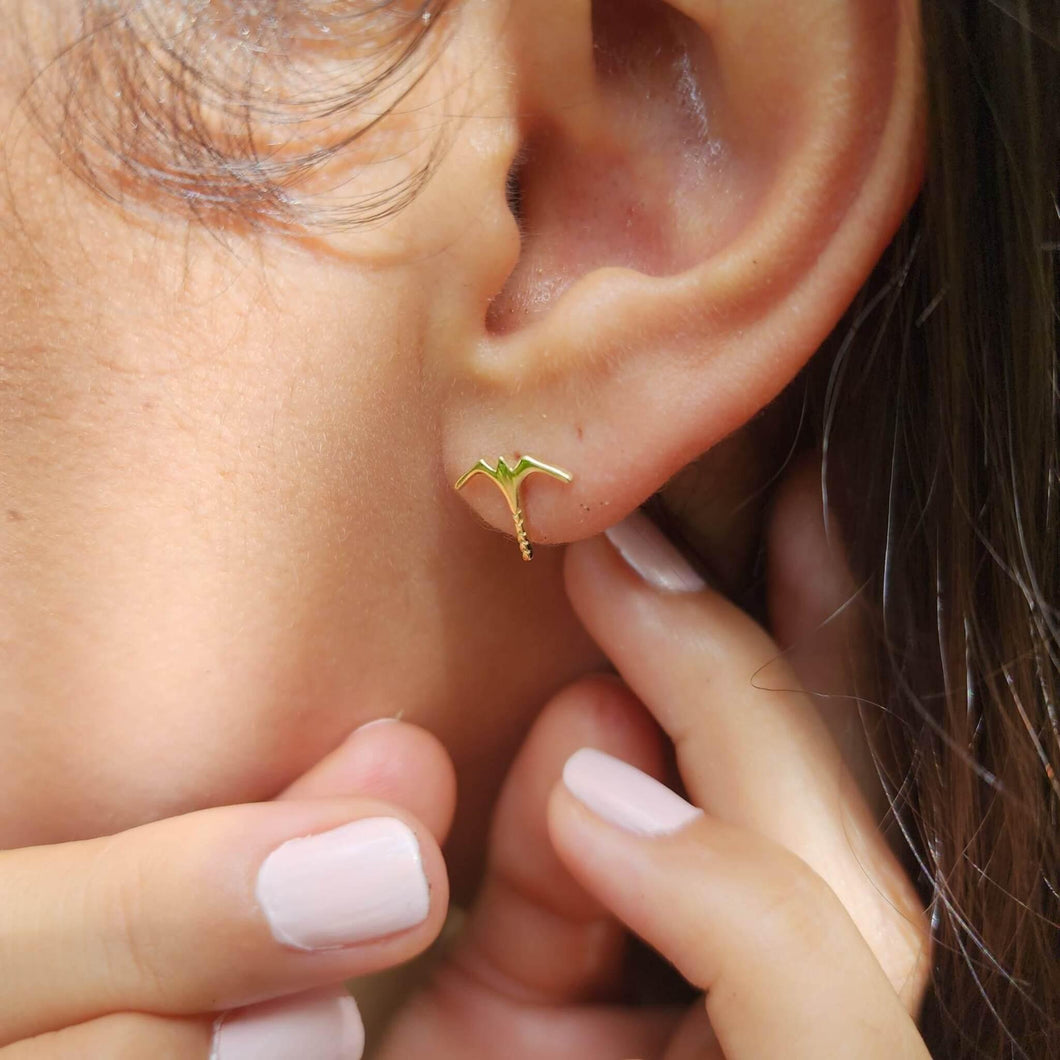 READY TO SHIP Frigate Bird Stud Earrings - 9k Solid Gold FJD$ - Adorn Pacific - All Products