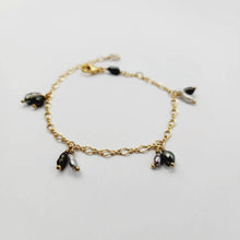 Load image into Gallery viewer, READY TO SHIP Keshi Pearl Bracelet in 14k Gold Fill - FJD$ - Adorn Pacific - All Products
