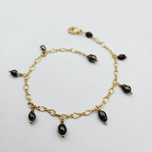 Load image into Gallery viewer, READY TO SHIP Keshi Pearl Bracelet in 14k Gold Fill - FJD$ - Adorn Pacific - All Products
