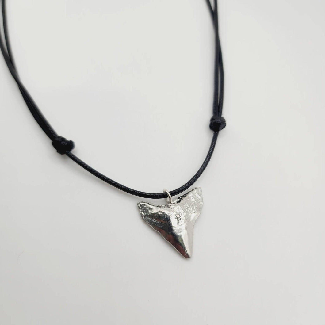 Black outlet tooth necklace
