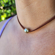 Load image into Gallery viewer, READY TO SHIP Unisex Fiji Saltwater Circled Pearl Faux Suede Leather Necklace - FJD$ - Adorn Pacific - All Products
